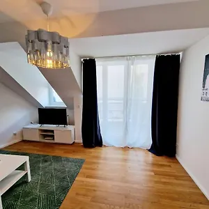 https://nice-flat-in-the-heart-of-berlin-2141.find-berlin-hotels.com